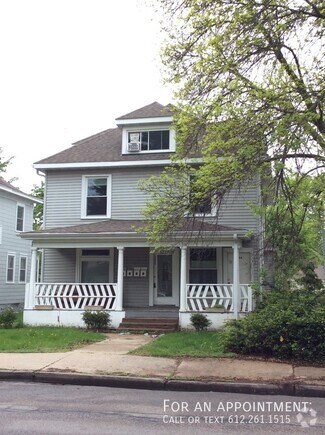 Building Photo - 3226 Grand Ave S