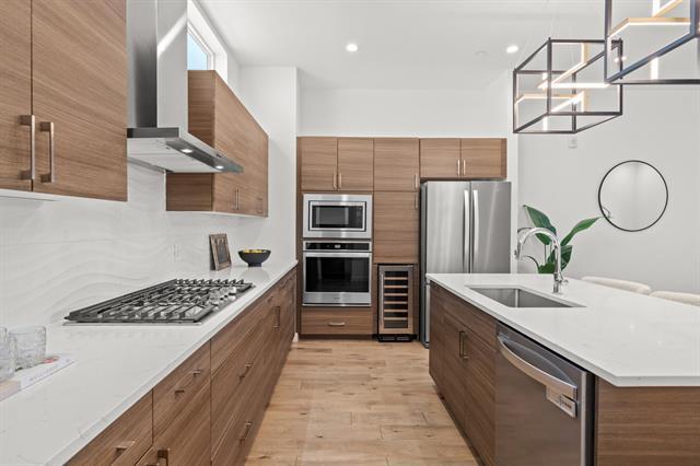 Building Photo - 4545 Bowser Ave