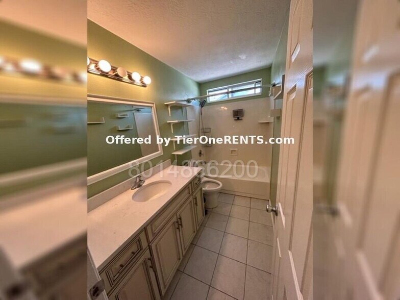 Building Photo - This property offers a NO DEPOSIT option available for qualified renters!