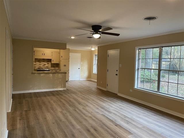 Building Photo - 5525 Hooks Ave