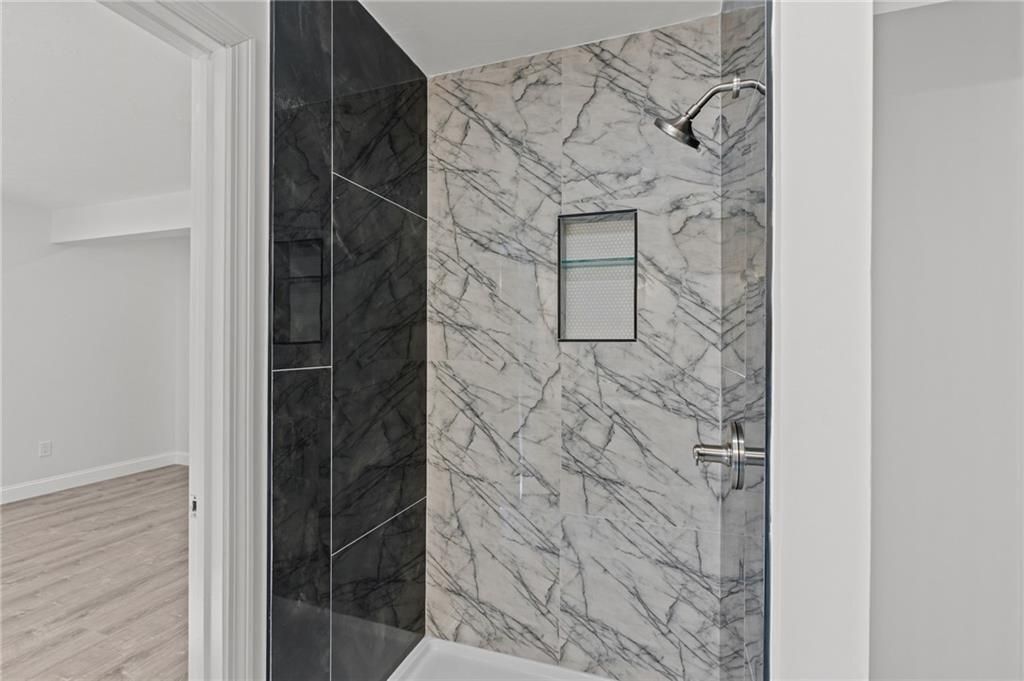 Building Photo - 29 Stansbury St