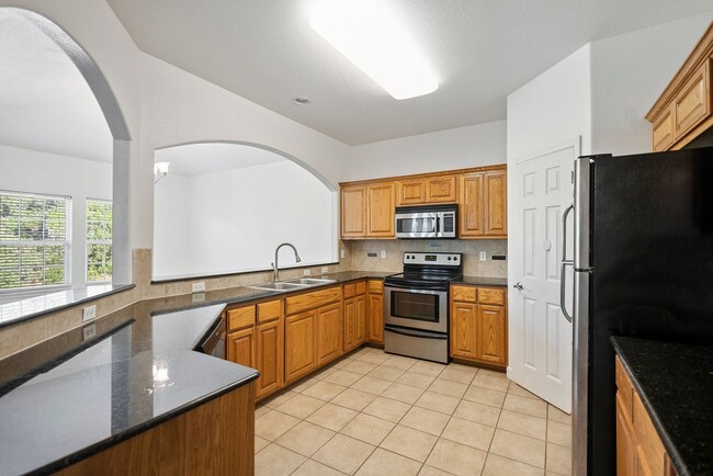 Building Photo - New Rental!!
