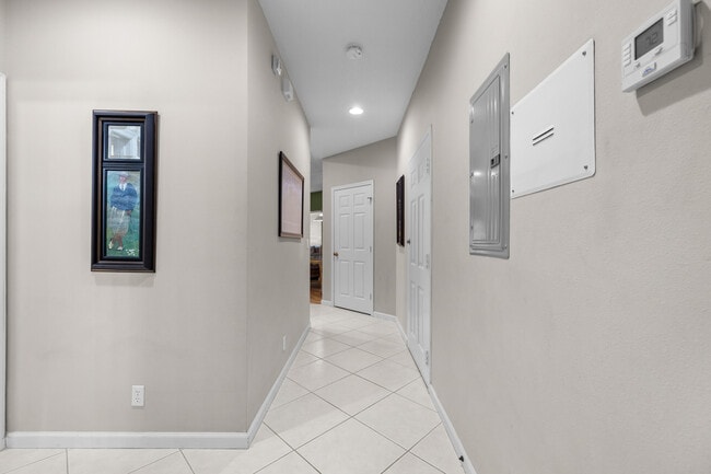 Building Photo - 8243 Mulligan Cir