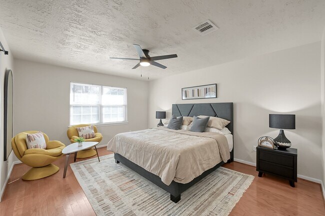 Building Photo - 607 Shenandoah Dr