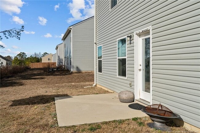 Building Photo - 287 Hallow Oak St