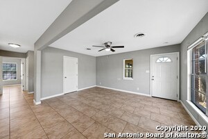 Building Photo - 308 E Cheryl Dr