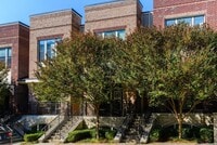 Building Photo - Biltmore Park Townhouse