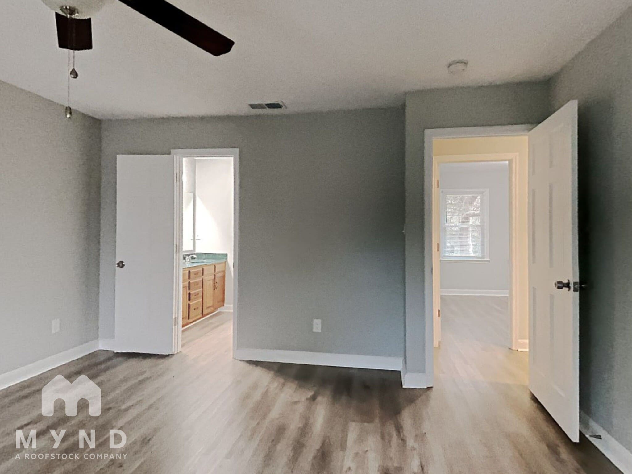 Building Photo - 10024 Fireside Ln