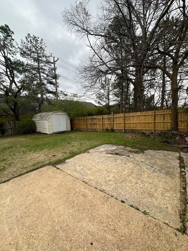 Building Photo - 4212 Cochese Rd