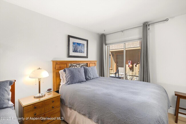 Building Photo - 294 Snowmass Club Cir