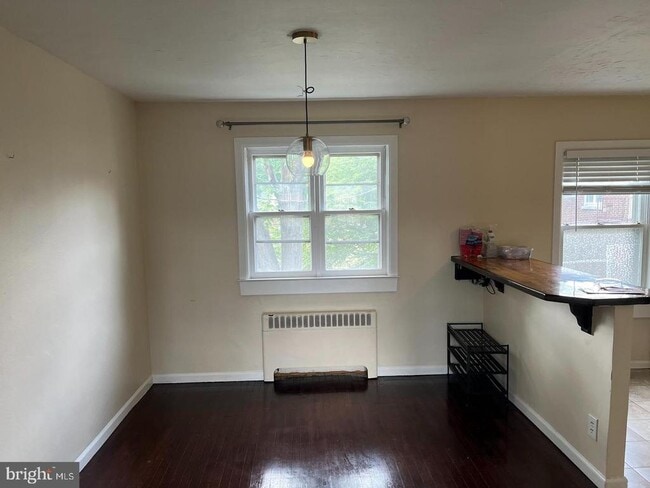 Building Photo - 113 Cherry Parke