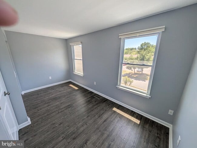 Building Photo - 15300 Gunsmith Terrace