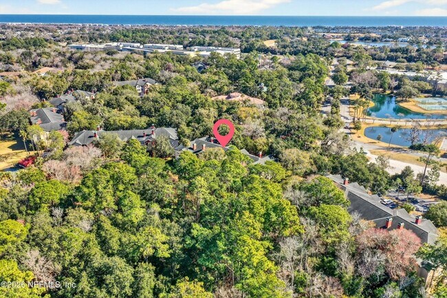 Building Photo - 160 Veracruz Dr