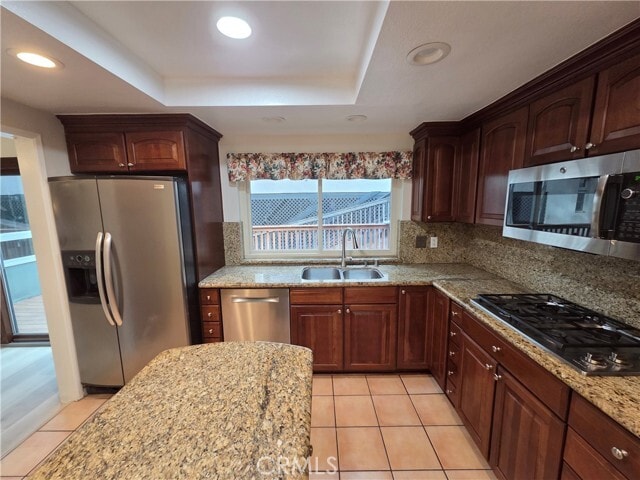 Building Photo - 24776 Glenwood Dr