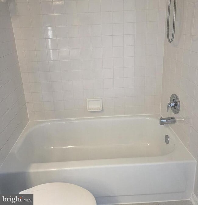 Building Photo - 12977 Abner Ave