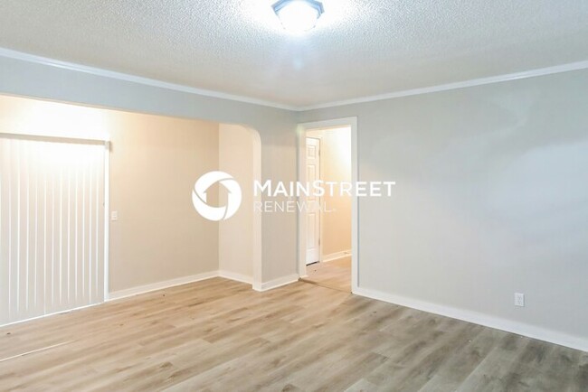 Building Photo - 5831 E 29TH TER, KANSAS CITY, MO 64129