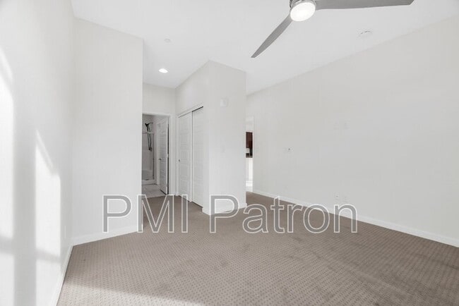 Building Photo - 11231 Hidden Peak Ave