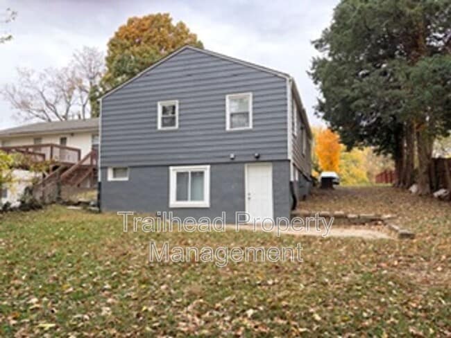 Building Photo - 2911 N Walnut St