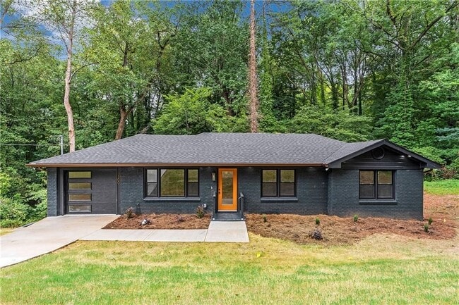 Primary Photo - 1300 Aniwaka Ave SW