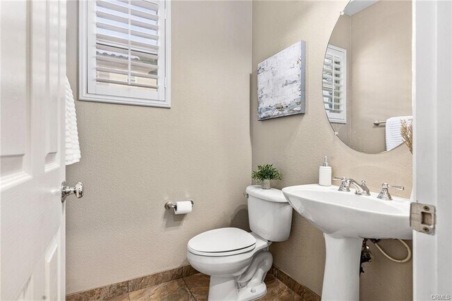 Building Photo - 45023 Silver Rose St