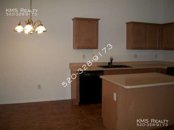 Building Photo - 6027 S Avenida Las Monjas