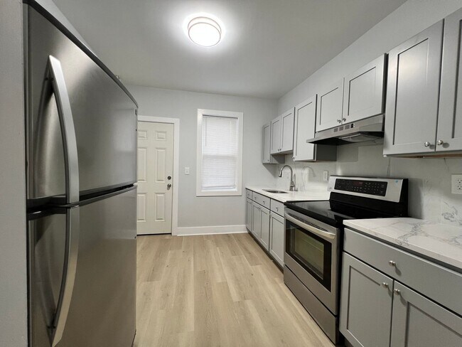 Building Photo - 1502 S Etting St