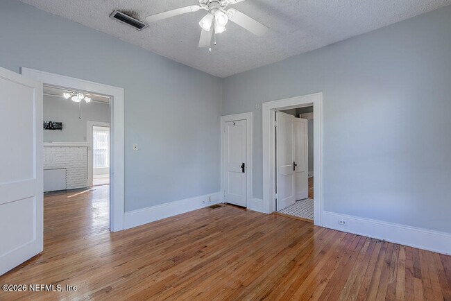 Building Photo - 1072 Brown St