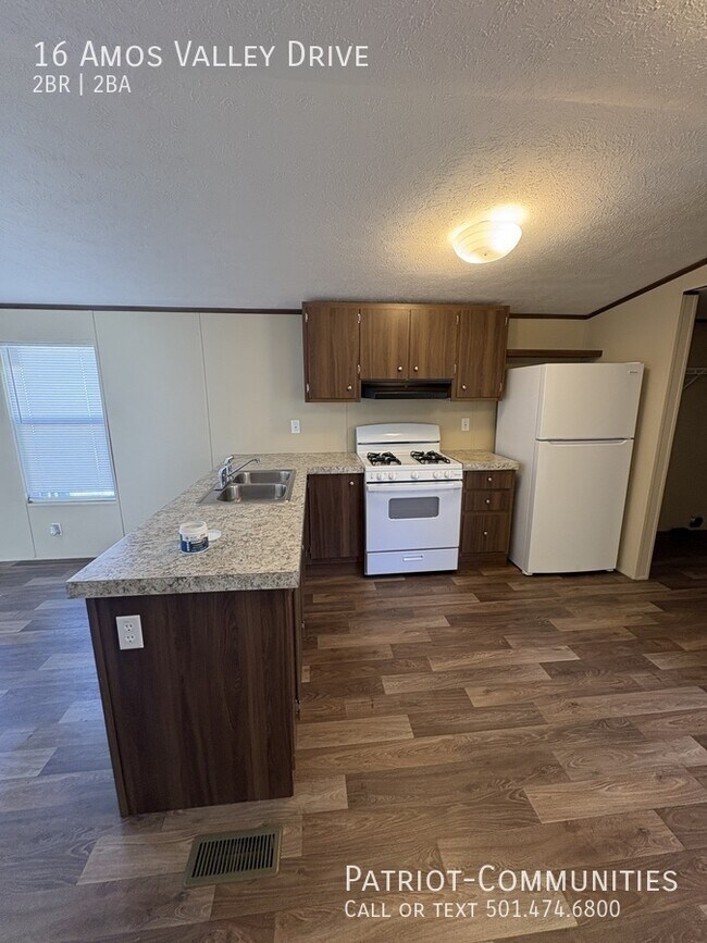 Building Photo - 16 Amos Valley Dr