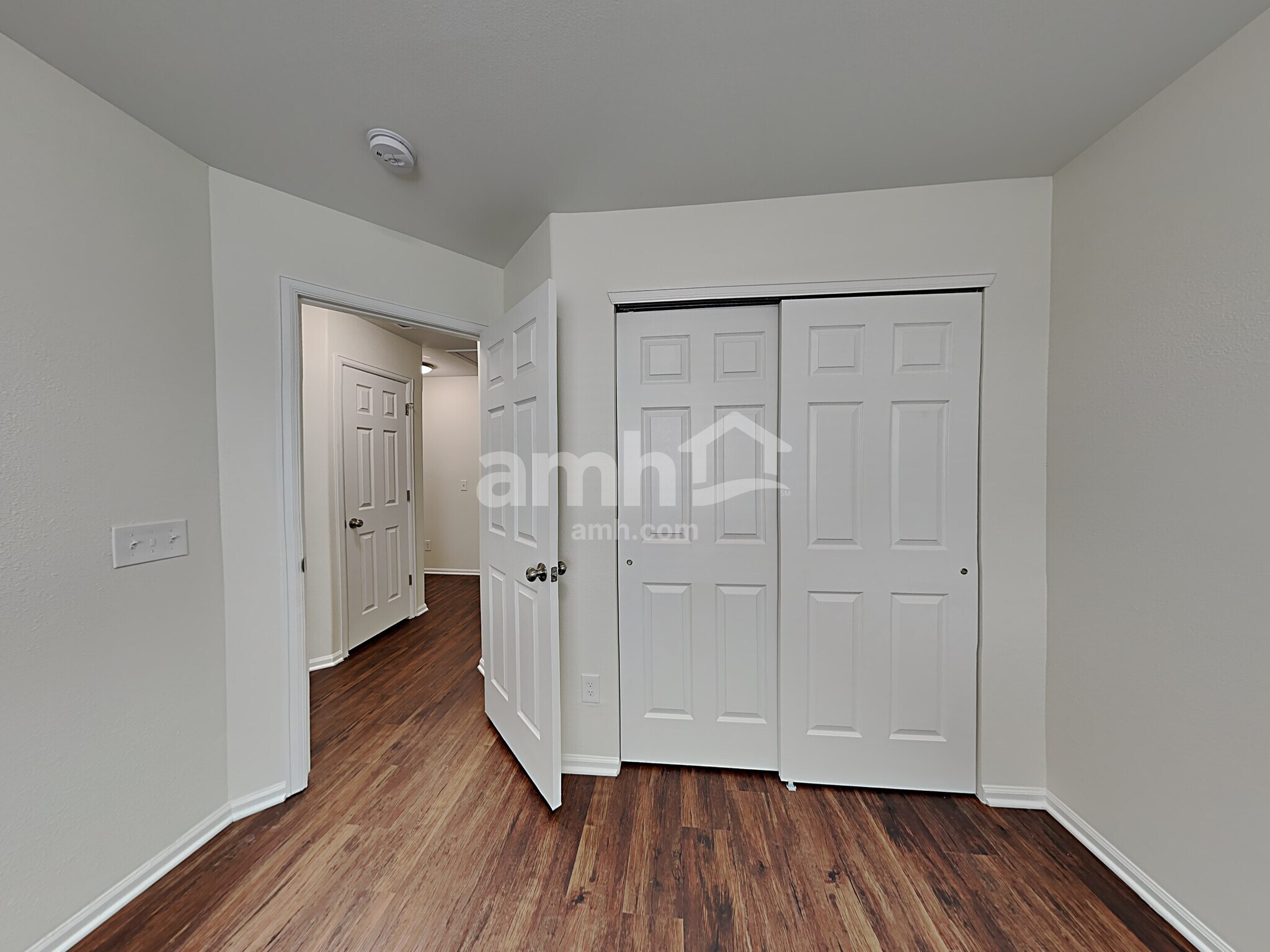 Building Photo - 7728 Barn Owl Dr