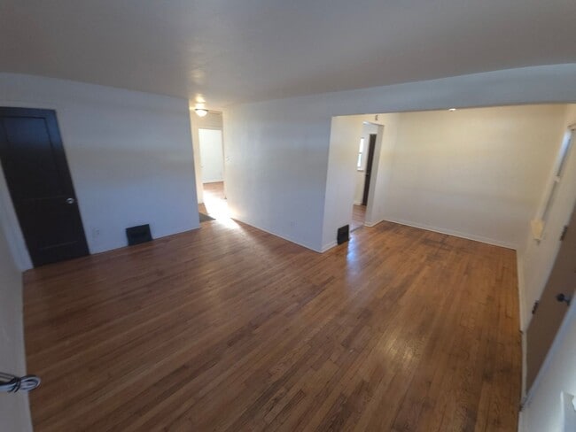 Building Photo - A Little House with Big Heart - SECTION 8 FRIENDLY