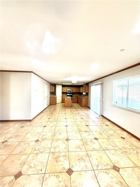 Building Photo - 5809 Reagan Dr