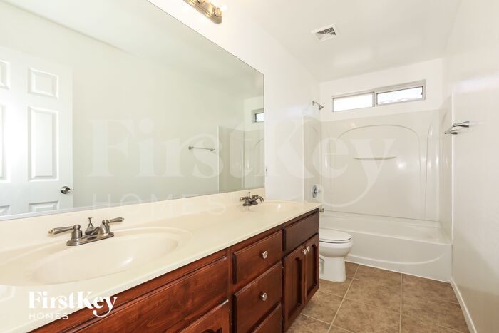 Building Photo - 31351 N Blackfoot Dr
