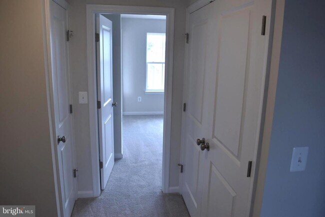Building Photo - 119 Brashear Ct