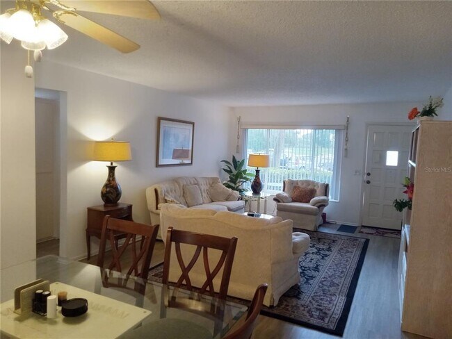 Building Photo - 2467 Finlandia Ln