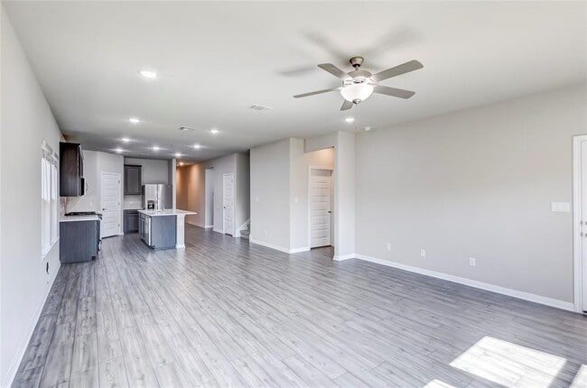 Building Photo - 2853 Moyer Ln