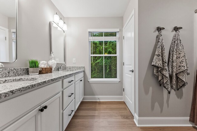 Building Photo - NEW CONSTRUCTION! ONE MONTH FREE RENT — Move in by December 31st!