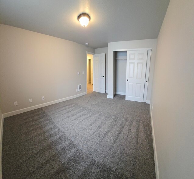 BEDROOM 1 - Columbia Village Apartments