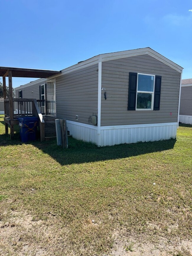 Building Photo - 142 CO ROAD 5516-F32