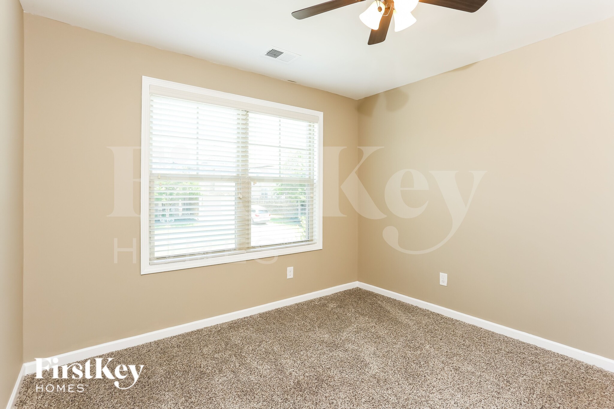 Building Photo - 4180 Pleasant Woods Dr