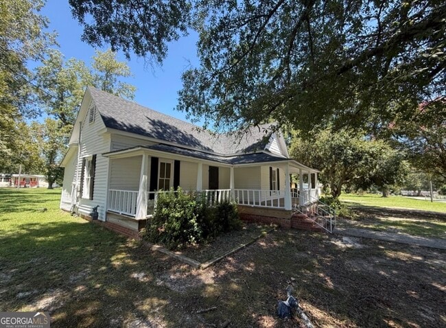 Building Photo - 604 Shy St