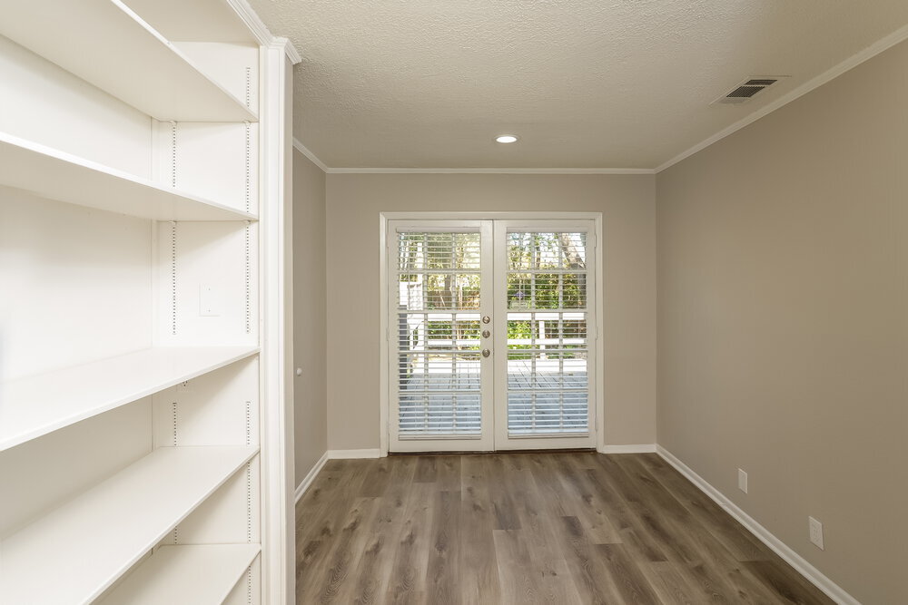 Building Photo - 13810 Hunters Hawk