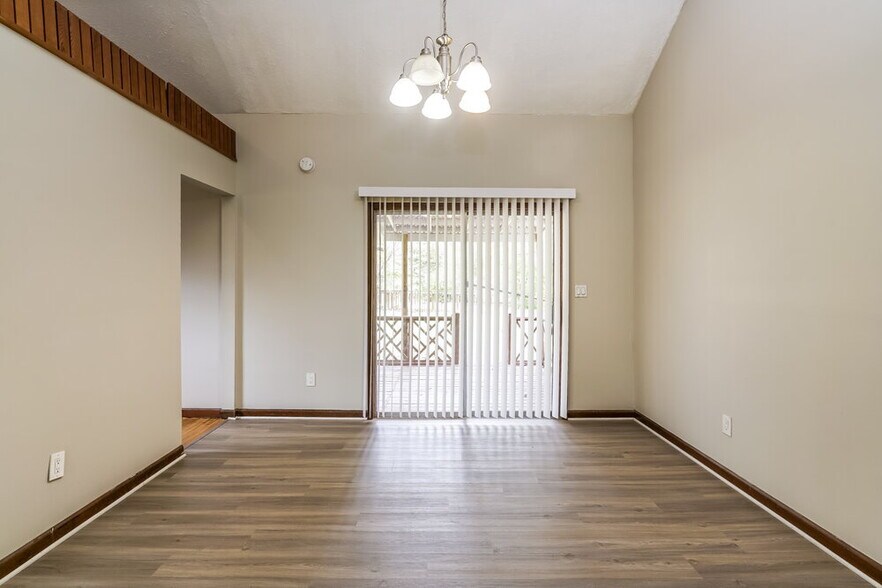 Building Photo - 4790 Old Briar Trail