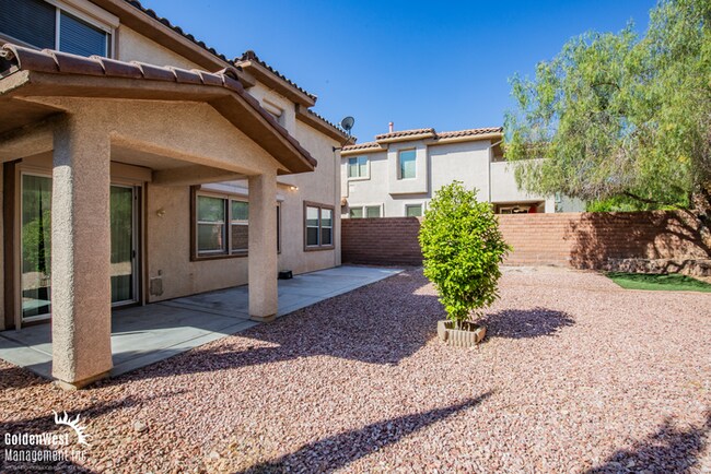 Building Photo - Beautifully Upgraded 5Bdm 3Ba Home Located in the Highly Desirable Summerlin.