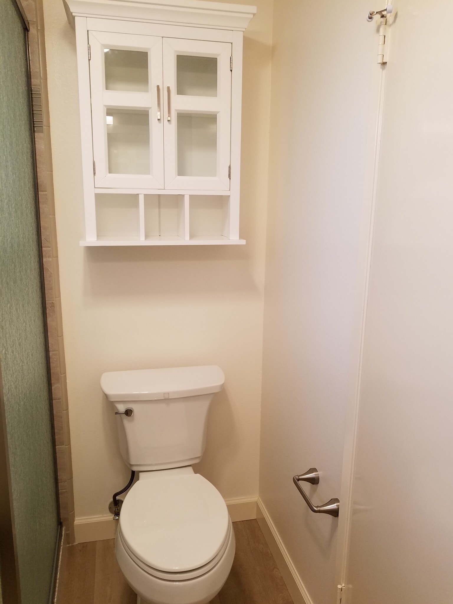 Master bathroom - 1100 Opal St