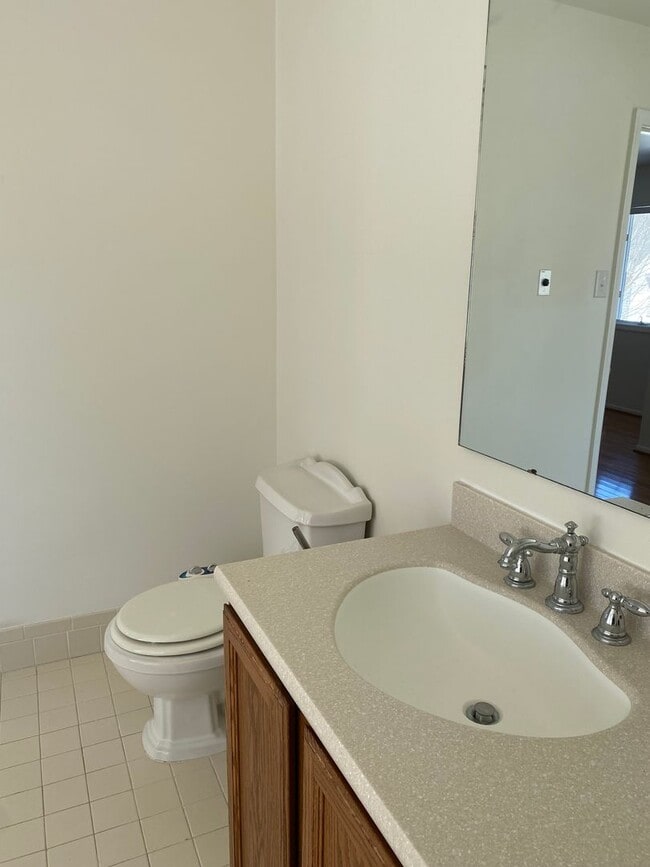 Building Photo - House for Rent in Kennett Square