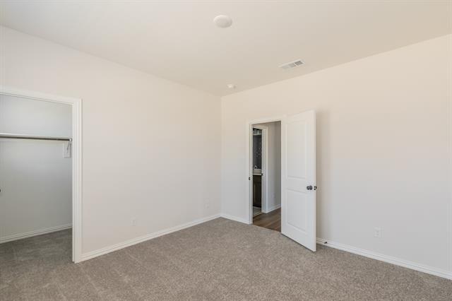 Building Photo - 1000 S Hl Dr