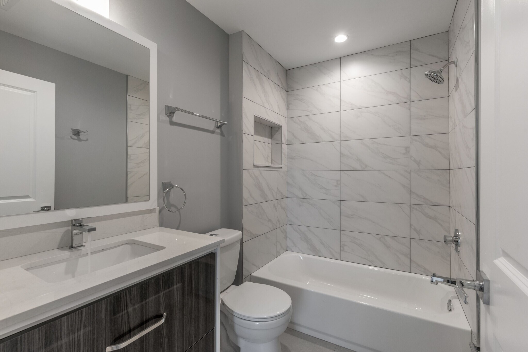 Building Photo - 1222 N Marshall St