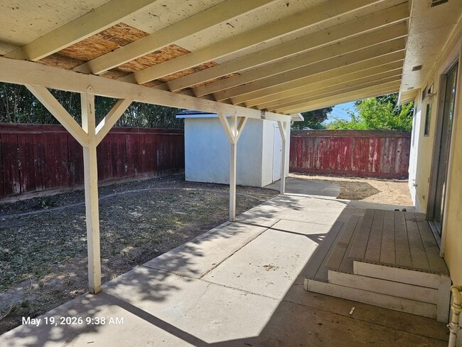 Building Photo - 4347 W Monte Vista Ave