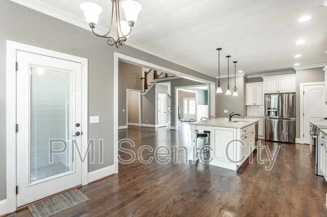 Building Photo - 7725 Peppertree Dr