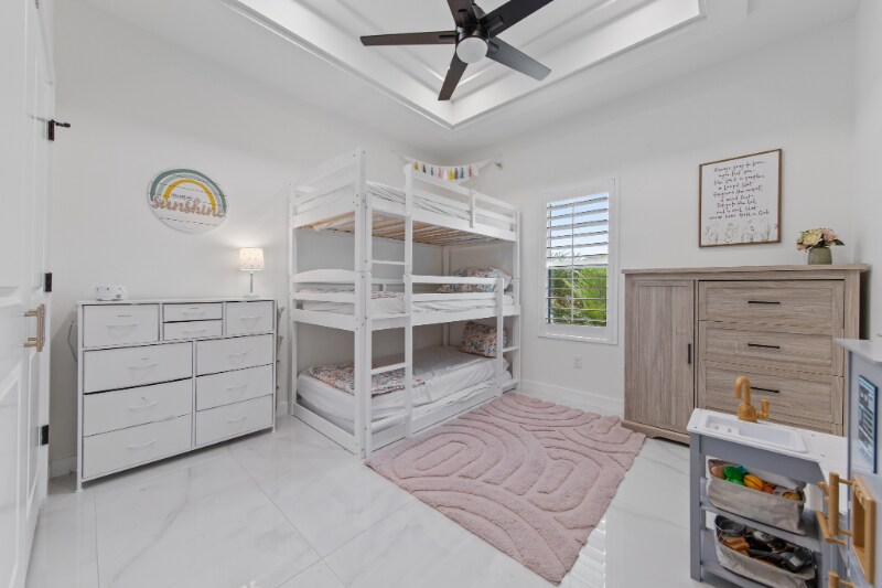 Building Photo - 112 Talon Dr